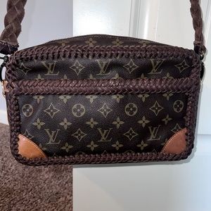 Louis Vuitton- Vintage Boho Riviera crossbody
